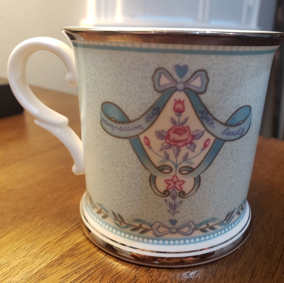 Althrop Diana Princess of Wales cup - Picture 2 of 4